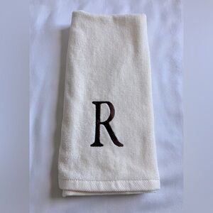 SONOMA  Beige Cotton Monogrammed Hand Towel with 'R' (1)